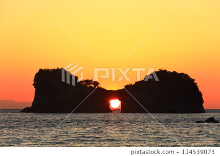 [和歌山縣] 圓月島（高島）和日落 114539073