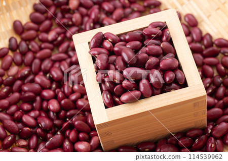 Gold beans Gold beans 114539962