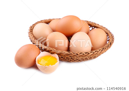 Fresh Chicken eggs in basket, close up Fresh Chicken eggs in basket, close up 114540916