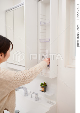 Bathroom, woman, storage, morning, getting ready Bathroom, woman, storage, morning, getting ready 114542605