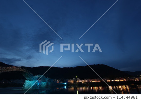 "Kintai Bridge and Cherry Blossoms at Night" Cherry Blossoms Illuminated Iwakuni, Yamaguchi Prefecture Cherry Blossoms at Night #JapanTourism Kintai Bridge 114544961