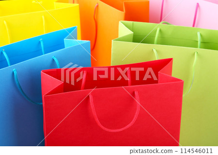 Close up of colorful paper shopping bags 114546011