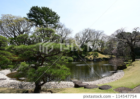 Suhama Beach (Momijiyama Garden), a reproduction of Miho no Matsubara Suhama Beach (Momijiyama Garden), a reproduction of Miho no Matsubara 114547754