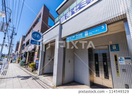 日本橫濱城市景觀 橫濱市營地鐵中田站、電梯等景觀 日本橫濱城市景觀 橫濱市營地鐵中田站、電梯等景觀 114549329