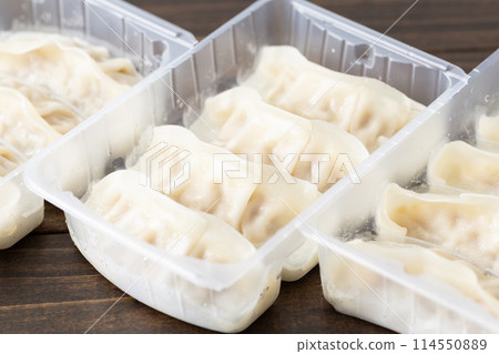 冷凍餃子木紋背景 114550889