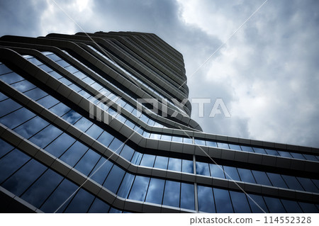 Large building angle shot with sky 114552328