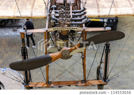 Closeup of vintage airplane propeller and engine Closeup of vintage airplane propeller and engine 114553038