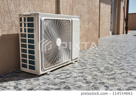 Air-conditioner exterior unit 114554661