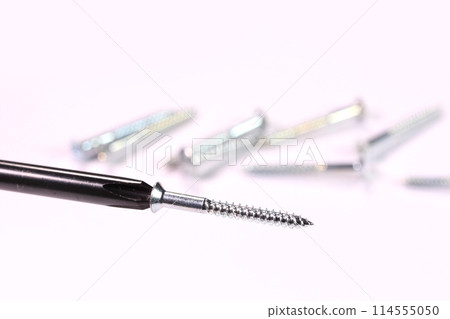 Screws that stick to the driver Screws that stick to the driver 114555050