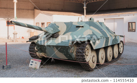 German Hetzer light tank destroyer 114555410