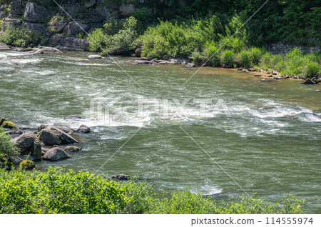 京都府木津川笠置町的急流 114555974