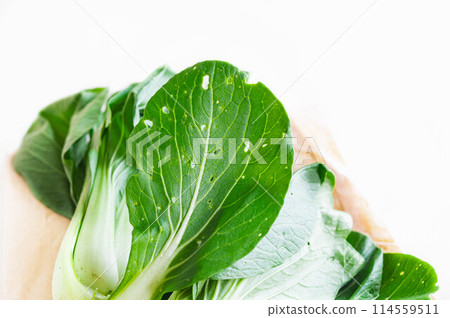 白菜葉被昆蟲吃掉 114559511