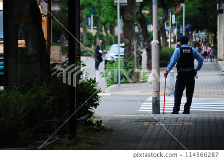 警察在值守 114560287