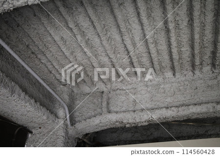 Image of steel frame fireproof coating 114560428