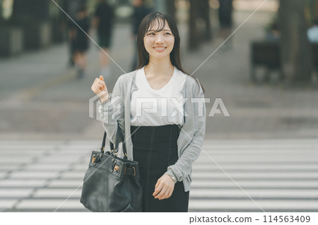 Office Lady Coordination 114563409
