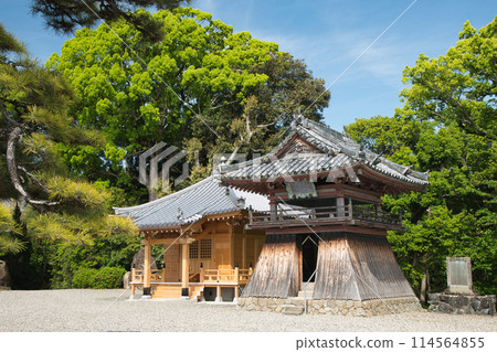 Nagata Kannon (Nyoizan Yakuyoke Kannon Temple), Yakushido Hall, and Bell Tower [Kinokawa City, Wakayama Prefecture] 114564855