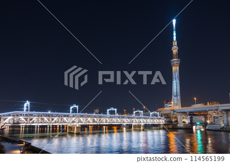 從隅田川看到的天空樹和夜景 114565199