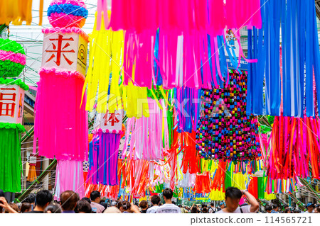 [Kanagawa Prefecture] The gorgeously decorated Shonan Hiratsuka Tanabata Festival 114565721
