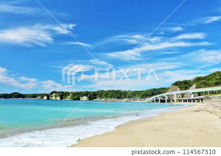Katsuura in summer, Chiba Prefecture, blue sky and sea Katsuura in summer, Chiba Prefecture, blue sky and sea 114567310