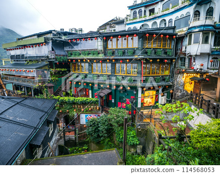 Taiwan Chiufen 114568053