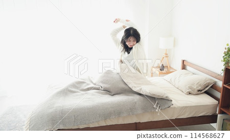 A woman waking up and growing A woman waking up and growing 114568627