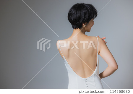 穿著婚紗的女人 114568680