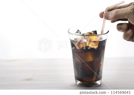 Iced coffee (white background) Iced coffee (white background) 114569041