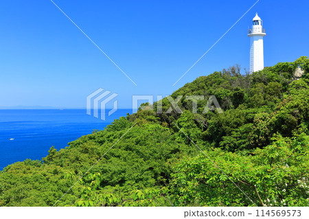 [和歌山縣]紀伊日禦岬燈塔的晴空 114569573