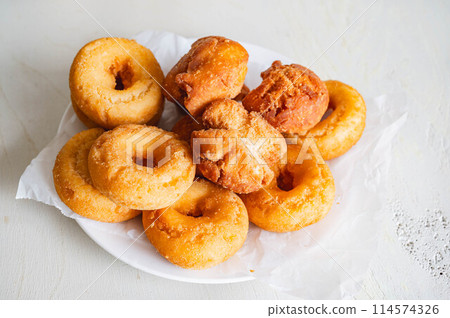 Fried confectionery donuts Fried confectionery donuts 114574326