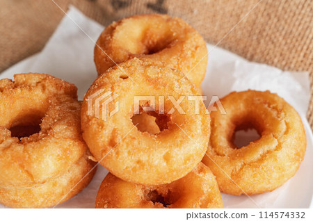 Tofu donut 114574332