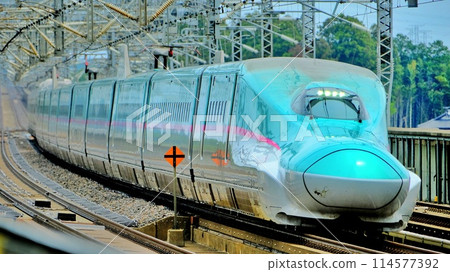 新幹線高速通過那須鹽原站 114577392