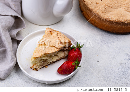 Homemade sweet cake with strawberry Homemade sweet cake with strawberry 114581243