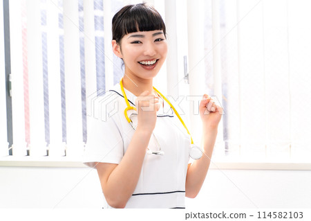 鼓勵護士 114582103