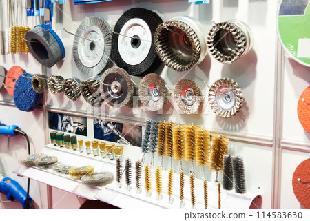 Metal brushes for metal cleaning and processing Metal brushes for metal cleaning and processing 114583630