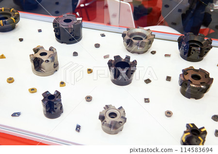 Mills and cutters for metal 114583694