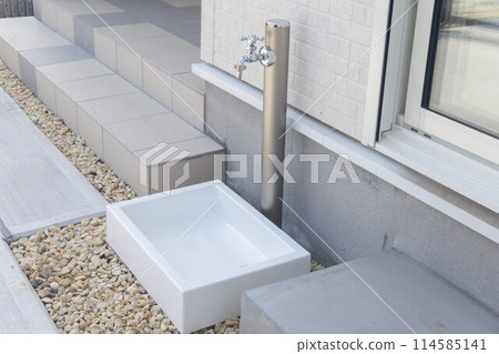 Outdoor water supply, standpipe, residential Outdoor water supply, standpipe, residential 114585141