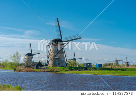Kinderdijk-Elshout windmill network, Netherlands, World Heritage Site 114587578