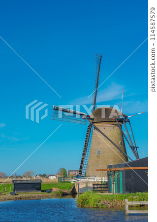 Kinderdijk-Elshout windmill network, Netherlands, World Heritage Site 114587579