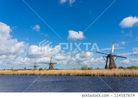Kinderdijk-Elshout windmill network, Netherlands, World Heritage Site 114587674
