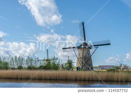 Kinderdijk-Elshout windmill network, Netherlands, World Heritage Site Kinderdijk-Elshout windmill network, Netherlands, World Heritage Site 114587732
