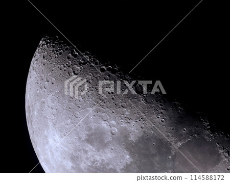 "Lunar X" visible on the waxing crescent moon - Close-up of the southern part of the moon "Lunar X" visible on the waxing crescent moon - Close-up of the southern part of the moon 114588172