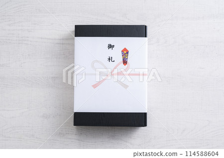 用noshi包裝的禮物作為感謝 114588604