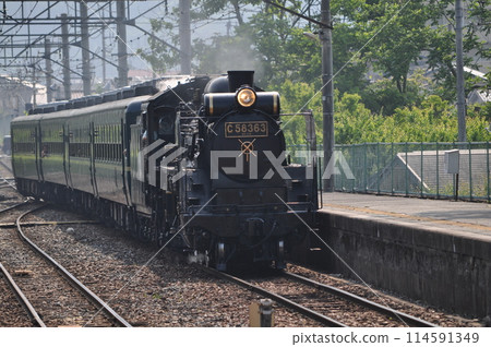 Chichibu Railway Oyahana Station Chichibu Railway Oyahana Station 114591349
