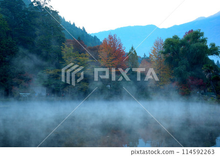 Autumn Yufuin 114592263