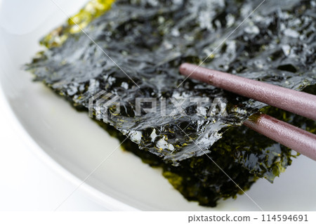 Korean paste 114594691