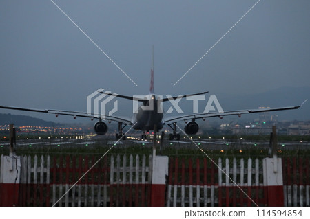 airport airport 114594854