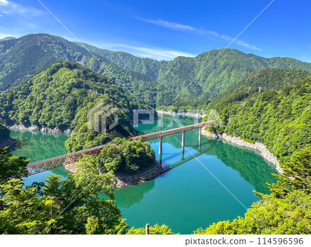 綠樹成蔭的奧大伊科城站 114596596