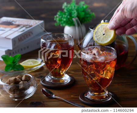 Iced tea Luxurious tea time Tea time (tea time) Black tea 114600294