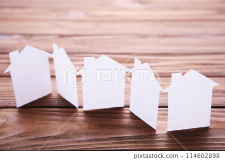 Paper town. Papercraft house and papercraft building. 114602898