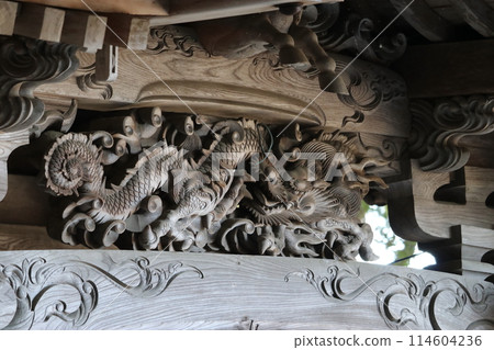 Haiden sculpture 114604236